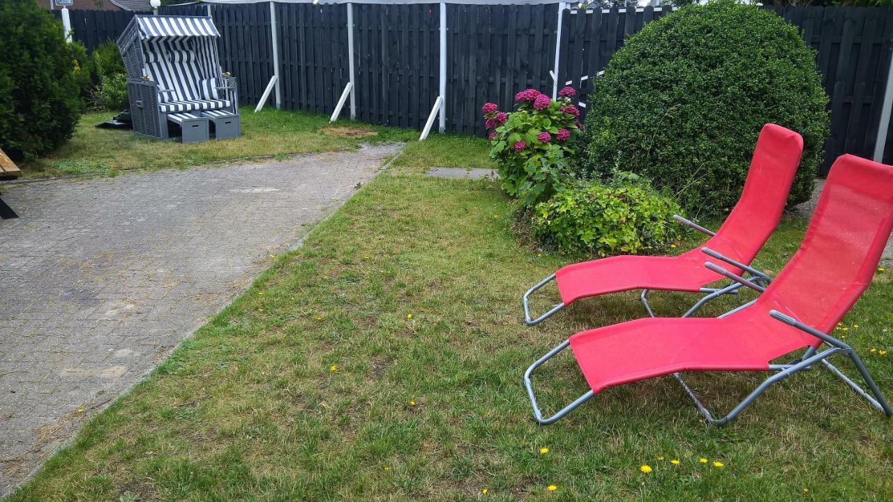 Ferienwohnung mit eigenem Garten in Schortens Exterior foto
